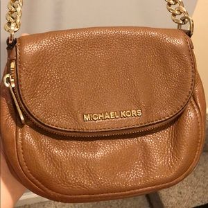 Multi compartment Michael Kors Cross body